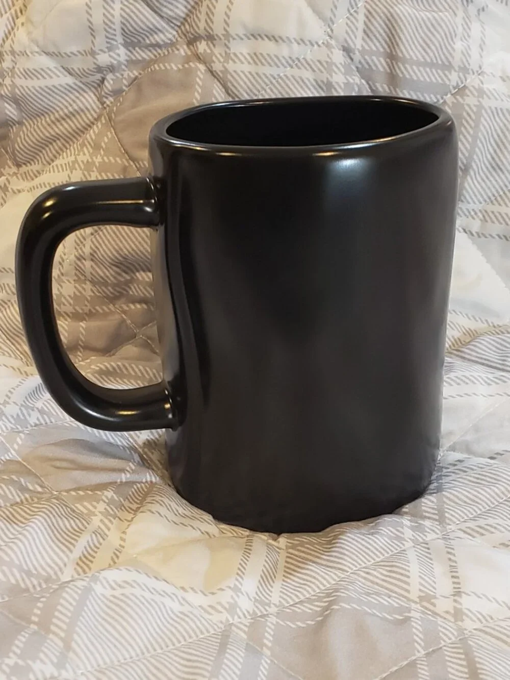 Rae Dunn Matte Black finish 